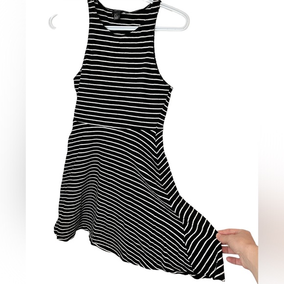 Forever 21. Womens skater dress. Size small. Black and white strip. GUC - Picture 2 of 3